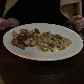 Giardino - Chicken Piccata with roasted red potatoes - Italian Near Me - Chattanooga, Tennessee Giardino - Chicken Piccata with roasted red potatoes - Italian Near Me - Chattanooga, Tennessee