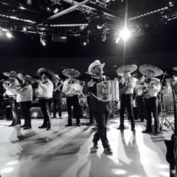 Mariachi Tradición de Jalisco - With pesado at their concert .