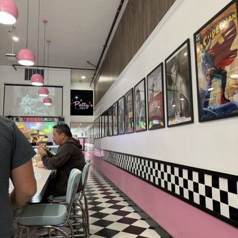 Patty’s Diner - Counter seating! - American Near Me - Burlingame, California Patty’s Diner - Counter seating! - American Near Me - Burlingame, California