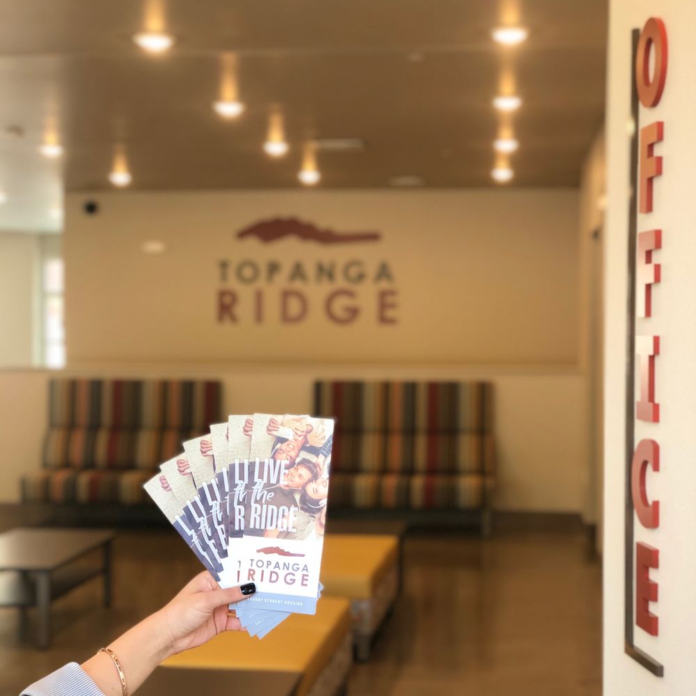 TOPANGA RIDGE Updated September 2024 10 Photos 4770 N Maple Ave