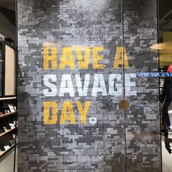 payless shoes fairview mall