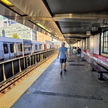 MBTA - Charles/MGH Station - Platform at Charles/MGH Station - Metro Stations Near Me - Boston, Massachusetts MBTA - Charles/MGH Station - Platform at Charles/MGH Station - Metro Stations Near Me - Boston, Massachusetts