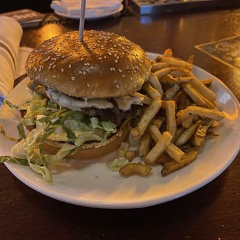 Fat Cat - Hot Mess Burger - Cocktail Bars Near Me - Chicago, Illinois Fat Cat - Hot Mess Burger - Cocktail Bars Near Me - Chicago, Illinois