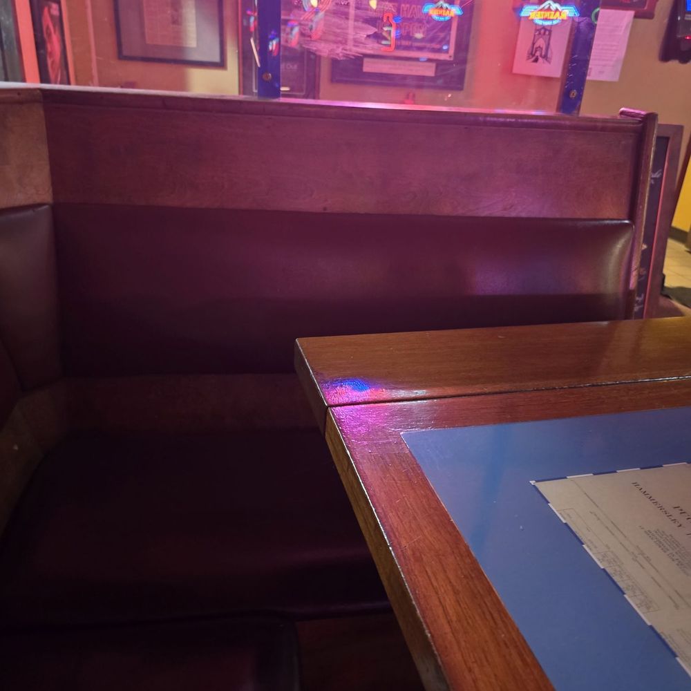 Nite Hawk Cafe & Lounge - Bars Near Me - Portland, Oregon