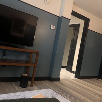 Emeline - Living room again lol was probably on my 3rd old fashion forgive me - Hotels Near Me - Charleston, South Carolina Emeline - Living room again lol was probably on my 3rd old fashion forgive me - Hotels Near Me - Charleston, South Carolina