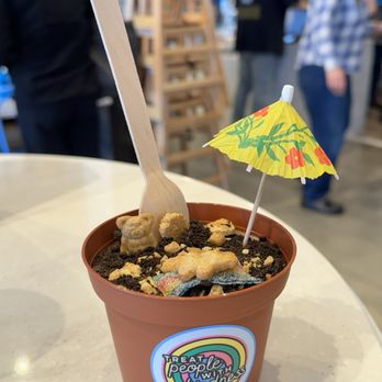 Mendocino Farms - Salad Near Me - Encino, California