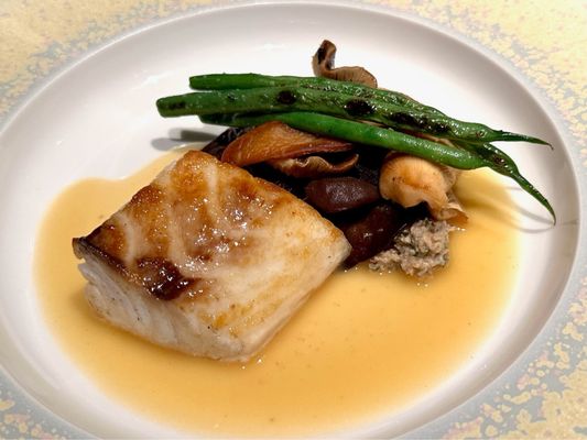 Beige Alain Ducasse by null