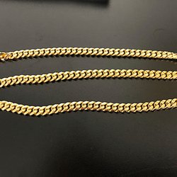 A wide selection of chains and necklaces can be found at New York Jewelry. We operate from Mon-Sat, 10am-6pm; Sun, 12pm-6pm