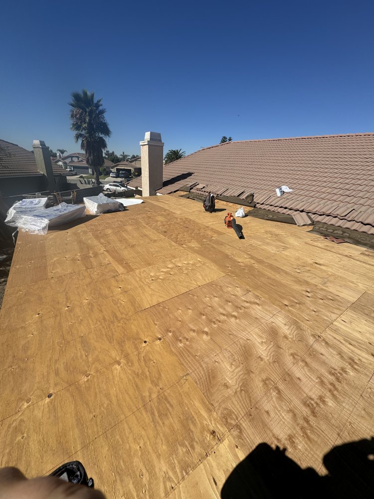 Slide of Roofing Cali