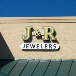 J&R Jewelers - Your friendly hometown jeweler