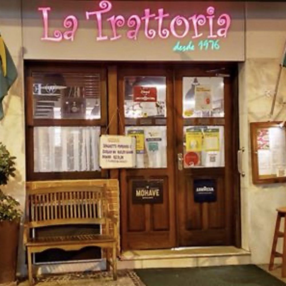 La Trattoria - Entry to La  Trattoria - Italian Near Me - Rio de Janeiro, RJ