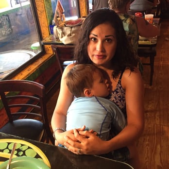 Fudpucker's - My face says it all... - Seafood Near Me - Destin, Florida