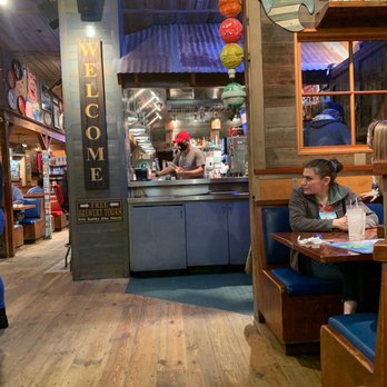 Bubba Gump Shrimp - Seafood Near Me - Orlando, Florida