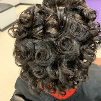 Uneekly Shek Hair Studio - Lil girl still were the hair - Hair Stylists Near Me - Terrytown, Louisiana