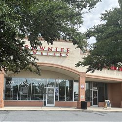 Brownlee Jewelers - Exterior