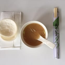 Oishii - Miso soup and shrimp crackers