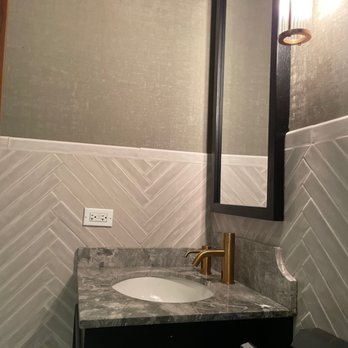 Maple & Ash - Bathroom - Steakhouses Near Me - Chicago, Illinois