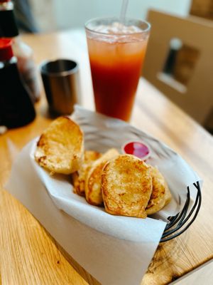 Liliha Bakery by null