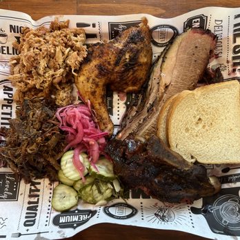 Underground Backyard BBQ - Barbeque Near Me - Williamsfield, Illinois