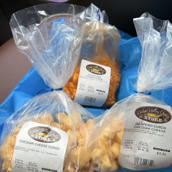 Cedar Valley Cheese Store - Cheddar, jalapeño cheddar and Cajun FRESH squeaky cheese curds - Cheese Shops Near Me - Belgium, Wisconsin