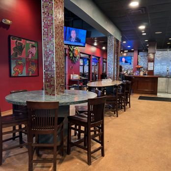Mellow Mushroom Atlanta - Buckhead - Bar seating - Pizza Near Me - Atlanta, Georgia