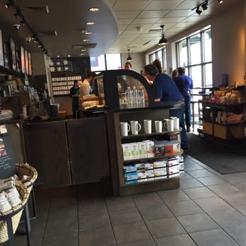 Starbucks - Coffee & Tea Near Me - Manhasset, New York