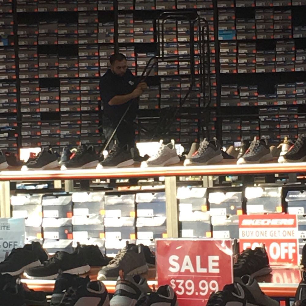 Skechers Outlet Gardena, CA Last Updated September 2021 Yelp