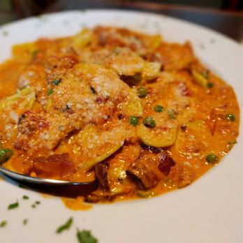 Bucatini - Carciofi (artichoke, bacon, tomato cream sauce, peas) - Italian Near Me - Edmonds, Washington