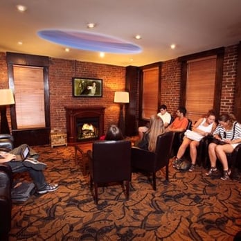 Broadway Hotel & Hostel - Lounge - Hotels Near Me - New York, New York Broadway Hotel & Hostel - Lounge - Hotels Near Me - New York, New York