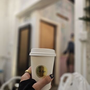 Cafe Renis - Cappuccino with hazelnut - Coffee & Tea Near Me - Astoria, New York