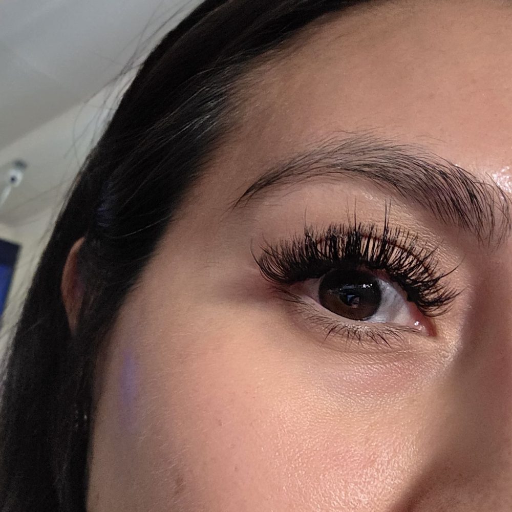 Timi Eyelash - Random long pieces dont blend not what I wanted - Eyelash Service Near Me - Glendora, California Timi Eyelash - Random long pieces dont blend not what I wanted - Eyelash Service Near Me - Glendora, California
