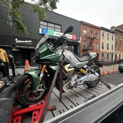 MAD Transpo NYC / Motorsports Towing & Transportation - Motorcycle Repair Shop Transportation - Moto Guzzi V100 Mandello