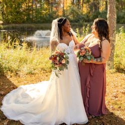 Elegant Tailor and Design - I'm the bridesmaid in the photo!