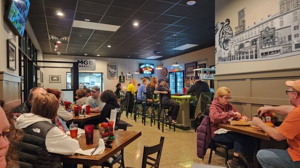 Goog's Pub & Grub by null