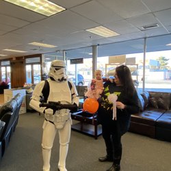 Crazy Jay's Furniture & Sleep Shop - Halloween event