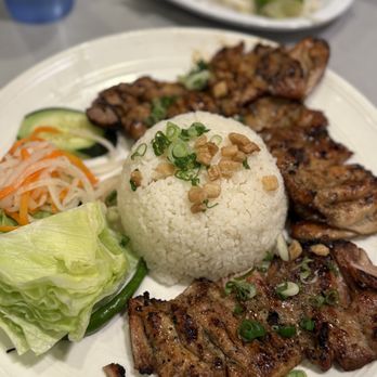 Com Tam Thien Huong - Vietnamese Near Me - Sacramento, California Com Tam Thien Huong - Vietnamese Near Me - Sacramento, California