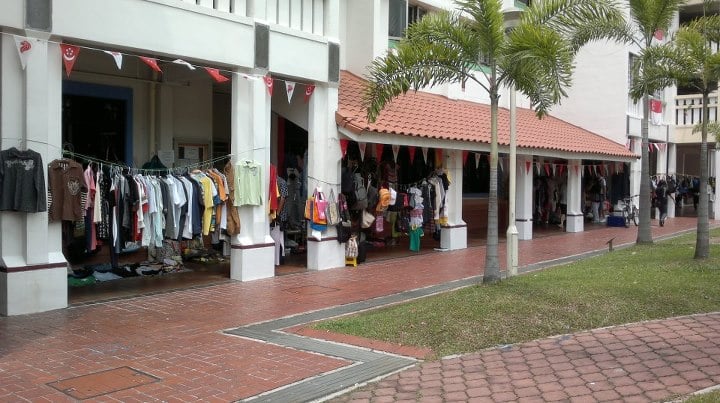 Weekend Flea Market