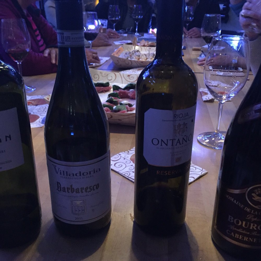 Lounge - Great wine selection - Lounges Near Me - Reno, Nevada