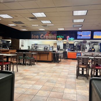 Pete's Za - the inside of a restaurant - Pizza Near Me - Grand Forks, North Dakota Pete's Za - the inside of a restaurant - Pizza Near Me - Grand Forks, North Dakota