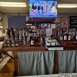 Teddie's Bar - Inside bar