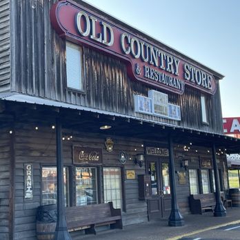Brooks Shaw's Old Country Store - Storefront - Mini Golf Near Me - Jackson, Tennessee Brooks Shaw's Old Country Store - Storefront - Mini Golf Near Me - Jackson, Tennessee