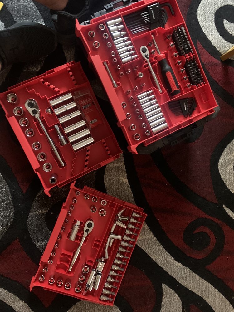 LOWE’S HOME IMPROVEMENT Updated September 2024 25 Photos & 57