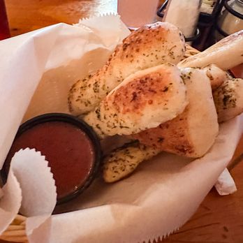 Rizzo's Spaghetti House - Breadsticks - Italian Near Me - Fort Mill, South Carolina Rizzo's Spaghetti House - Breadsticks - Italian Near Me - Fort Mill, South Carolina