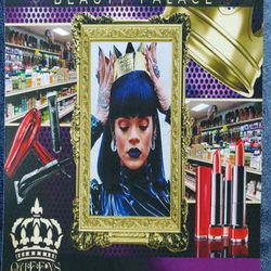 Queen's Crown Beauty Palace - Black hair supplies sold by a black woman!  Nice to show with someone that knows and understands your hair!