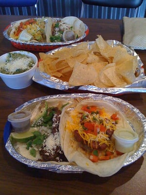 Torchy's Tacos by null