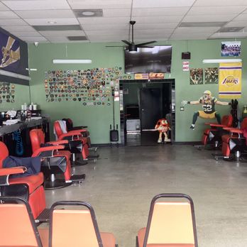 Parkcrest Barbershop - Nobody inside. - Barbers Near Me - Long Beach, California Parkcrest Barbershop - Nobody inside. - Barbers Near Me - Long Beach, California