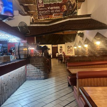 Parrilla Leonesa - Restaurants Near Me - México, D.F., DIF