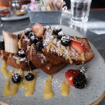 Boon Fly Cafe - Banana Bread - American Near Me - Napa, California