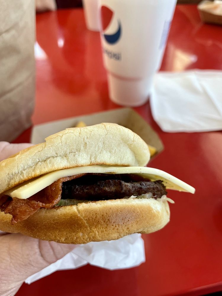 NEBO QUEEN Updated October 2024 29 Photos & 56 Reviews 626 N Main