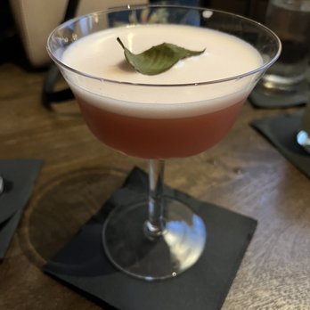 Roxanne’s - Journey-Work - Cocktail Bars Near Me - Boston, Massachusetts